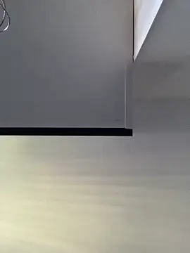 Lucascacaca online show from April 20, 8:50 am