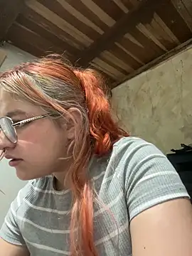 SophiaWeestt99 online show from November 13, 3:38 am