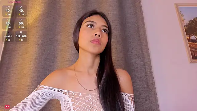 Snapshot of Little_caprice_x chatting on December 9, 7:07 pm Little caprice x online show from December 9, 7:07 pm