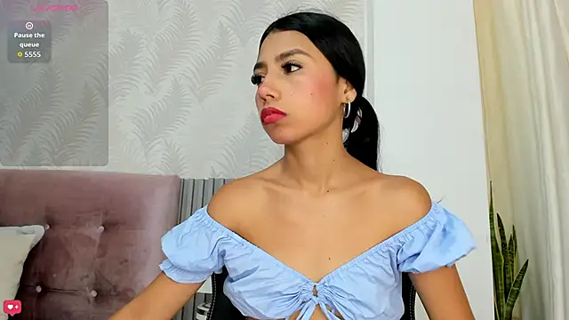 Snapshot of Little_caprice_x chatting on October 14, 12:28 pm Little caprice x online show from October 14, 12:28 pm