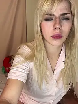 SirenitySirenxx online show from January 8, 7:24 pm