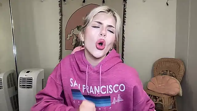 SirenitySirenxx online show from March 6, 5:03 am