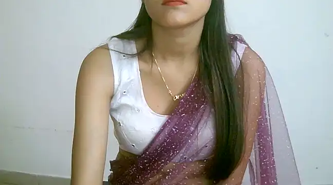 collage hoty online show from January 5, 7:39 pm