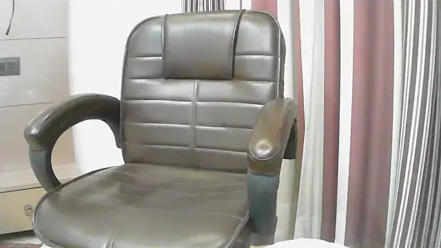 collage hoty online show from March 23, 12:04 am