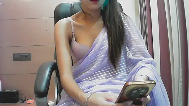 collage hoty online show from September 15, 5:13 pm