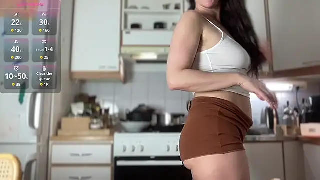 Snapshot of MilkyHoneyLullabies chatting on December 16, 9:47 am MilkyHoneyLullabies online show from December 16, 9:47 am