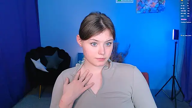 nikole kitt online show from January 14, 5:08 am