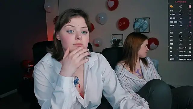 nikole kitt online show from February 16, 5:04 am