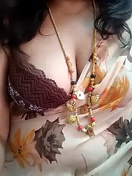 Snapshot of gaurika18 chatting on February 8, 9:56 am gaurika18 online show from February 8, 9:56 am