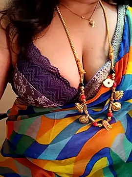 Snapshot of gaurika18 chatting on February 14, 9:56 am gaurika18 online show from February 14, 9:56 am