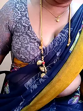 Snapshot of gaurika18 chatting on February 15, 9:38 am gaurika18 online show from February 15, 9:38 am