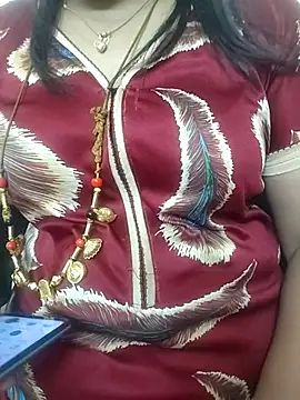 Snapshot of gaurika18 chatting on November 3, 2:29 pm gaurika18 online show from November 3, 2:29 pm