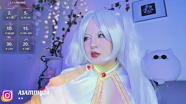 Lilith Asami online show from February 18, 9:43 am