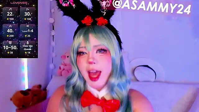 Lilith Asami online show from September 13, 10:04 am