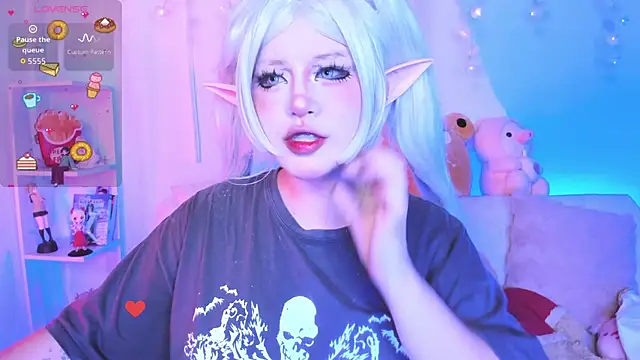 Lilith Asami online show from March 6, 10:01 am