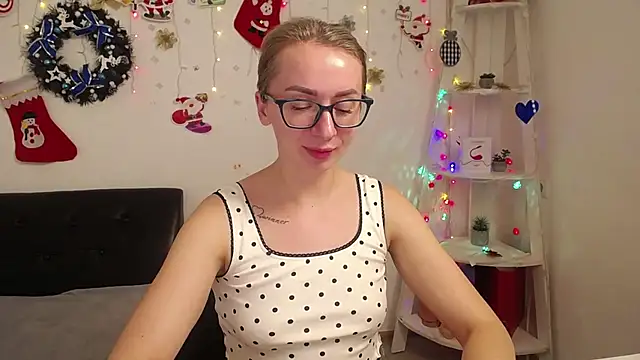 Snapshot of VasilisaSii chatting on January 13, 3:26 pm VasilisaSii online show from January 13, 3:26 pm