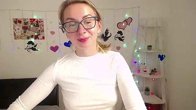 Snapshot of VasilisaSii chatting on January 18, 12:36 pm VasilisaSii online show from January 18, 12:36 pm