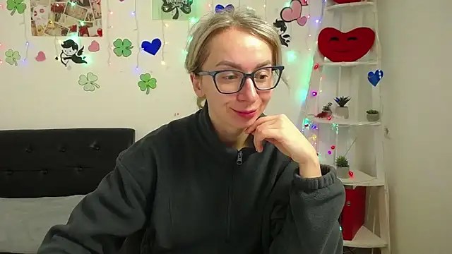 Snapshot of VasilisaSii chatting on March 22, 6:00 am VasilisaSii online show from March 22, 6:00 am