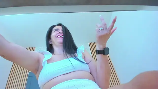 candela collinss online show from December 27, 6:31 pm