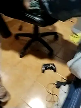 Snapshot of minitranca chatting on December 14, 3:23 am minitranca online show from December 14, 3:23 am