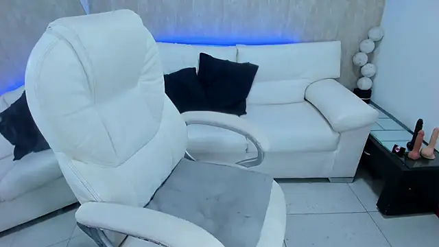 meggan 77 online show from February 23, 12:30 am