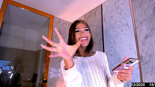 Snapshot of Keila_Mendoza chatting on December 15, 8:24 pm Keila Mendoza online show from December 15, 8:24 pm