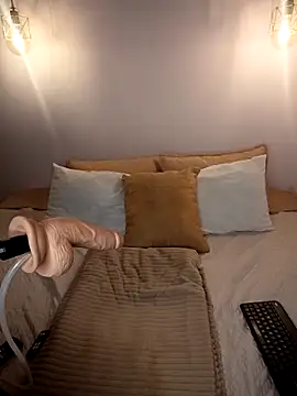 Snapshot of SofiaaCortes chatting on September 20, 7:42 am SofiaaCortes online show from September 20, 7:42 am