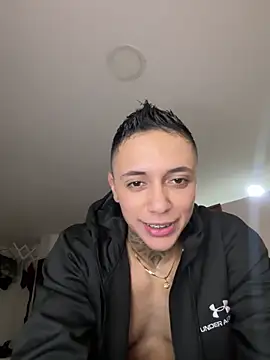  PhillipBrown online show from December 1, 10:21 pm