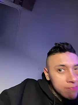  PhillipBrown online show from February 6, 12:19 pm