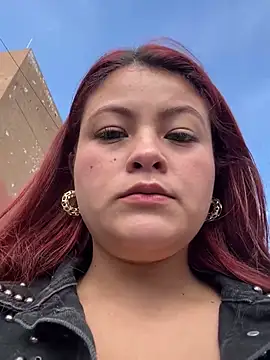 Snapshot of lia_moon77 chatting on December 19, 7:29 pm lia moon77 online show from December 19, 7:29 pm