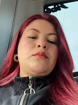 Snapshot of lia_moon77 chatting on January 5, 9:14 pm lia moon77 online show from January 5, 9:14 pm