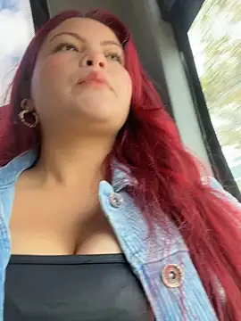 Snapshot of lia_moon77 chatting on January 23, 7:18 pm lia moon77 online show from January 23, 7:18 pm