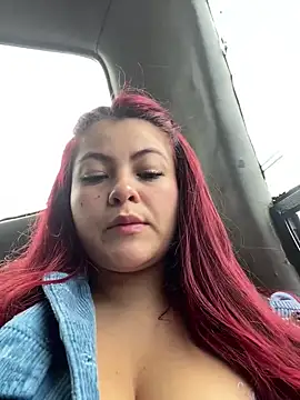 Snapshot of lia_moon77 chatting on February 15, 9:04 pm lia moon77 online show from February 15, 9:04 pm