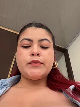 Snapshot of lia_moon77 chatting on October 23, 8:18 pm lia moon77 online show from October 23, 8:18 pm