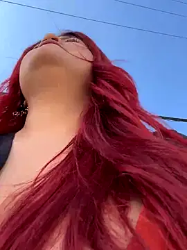 Snapshot of lia_moon77 chatting on November 17, 6:57 pm lia moon77 online show from November 17, 6:57 pm