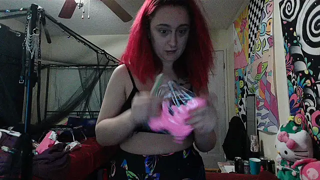 Snapshot of NovaLove2002 chatting on December 26, 3:59 am NovaLove2002 online show from December 26, 3:59 am