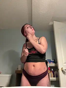 Snapshot of NovaLove2002 chatting on September 29, 10:25 pm NovaLove2002 online show from September 29, 10:25 pm