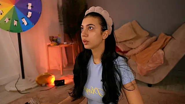 Snapshot of BetsyGonzale chatting on March 5, 4:52 am BetsyGonzale online show from March 5, 4:52 am