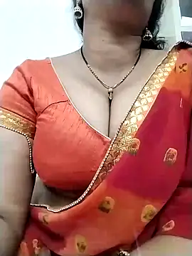 Snapshot of Nyra-23 chatting on January 6, 8:35 am Nyra-23 online show from January 6, 8:35 am