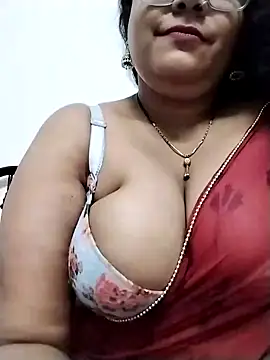 Snapshot of Nyra-23 chatting on January 11, 12:18 pm Nyra-23 online show from January 11, 12:18 pm