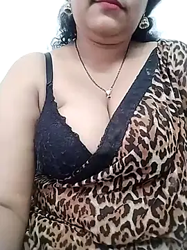 Snapshot of Nyra-23 chatting on February 13, 7:35 am Nyra-23 online show from February 13, 7:35 am