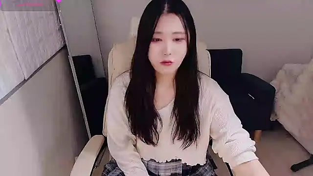 who Lilly online show from September 14, 12:48 pm