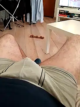 Snapshot of Marcolino183 chatting on December 2, 7:36 am Marcolino183 online show from December 2, 7:36 am