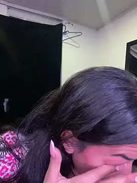 Snapshot of baby_lizy chatting on December 9, 12:34 am baby lizy online show from December 9, 12:34 am