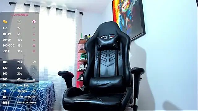 Snapshot of aronvillegas chatting on September 17, 2:19 pm aronvillegas online show from September 17, 2:19 pm