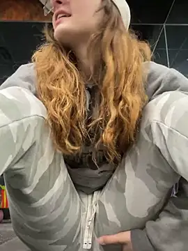 psilybaby online show from March 1, 4:47 am