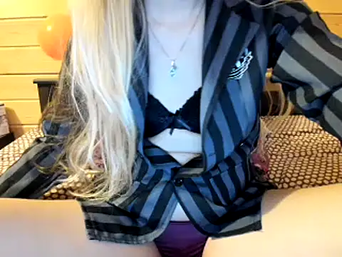 Cookiecutey online show from November 1, 8:16 am