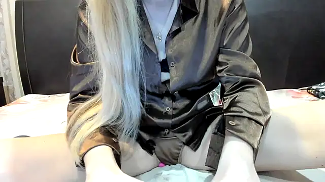 Cookiecutey online show from March 12, 7:58 am