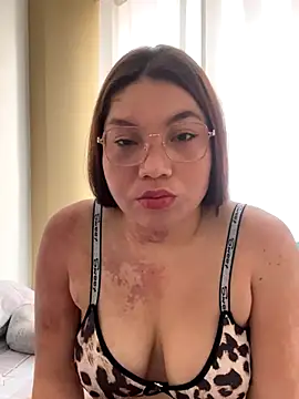 WhiteWomen online show from September 25, 8:23 pm