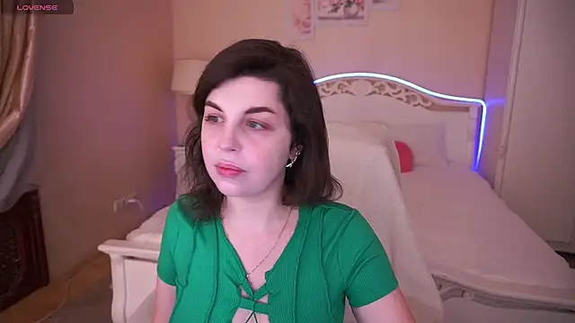 MirandaWong online show from January 29, 5:40 am